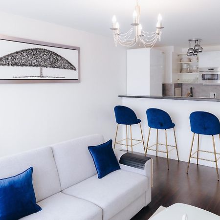 Appartement Luxueux, Neuf & Equipe A Versailles, Saint-Cyr-lʼÉcole Buitenkant foto