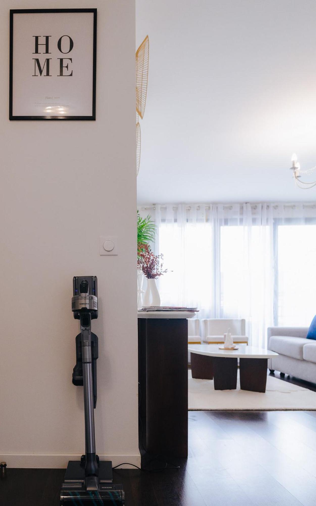 Appartement Luxueux, Neuf & Equipe A Versailles, Saint-Cyr-lʼÉcole Buitenkant foto