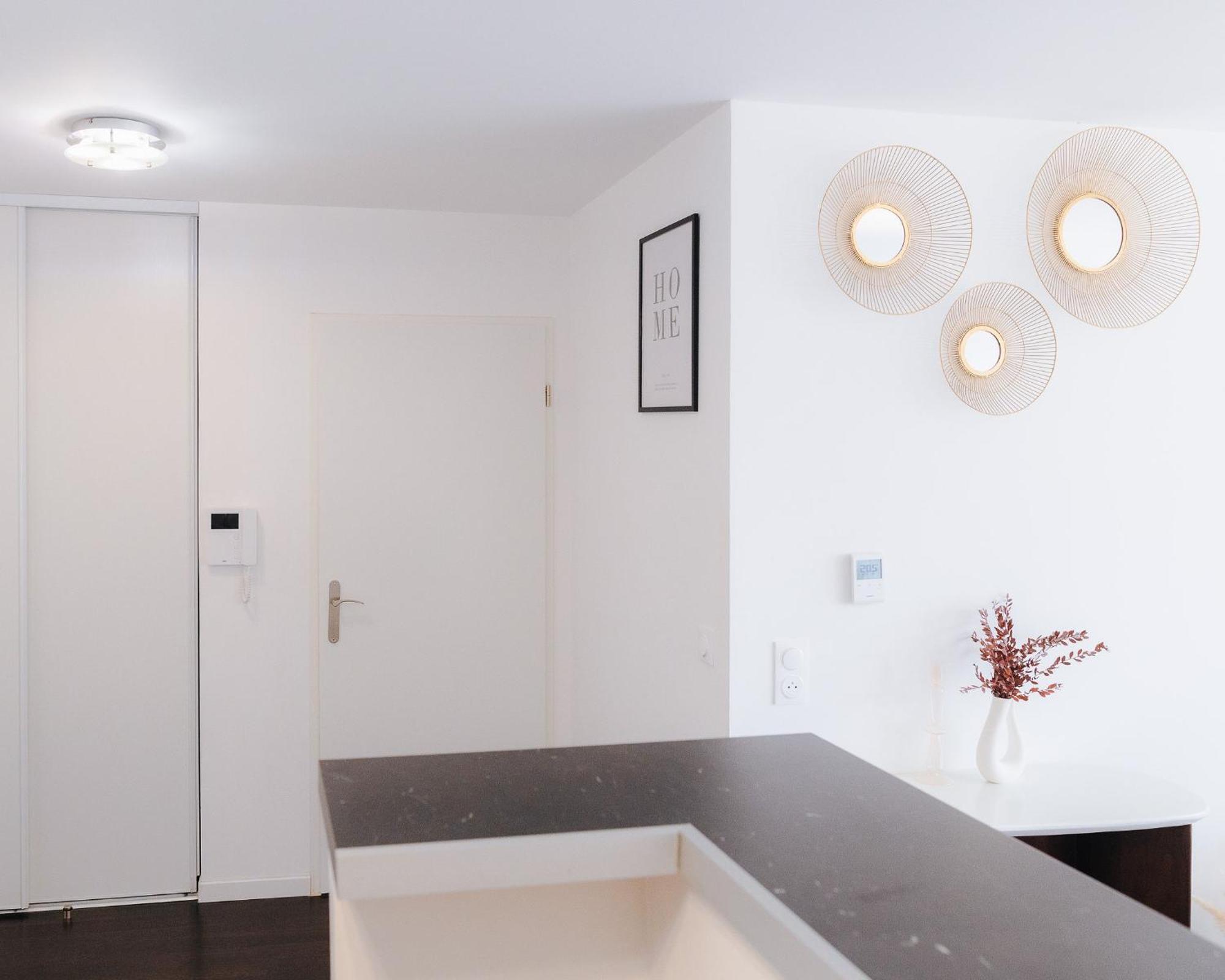 Appartement Luxueux, Neuf & Equipe A Versailles, Saint-Cyr-lʼÉcole Buitenkant foto